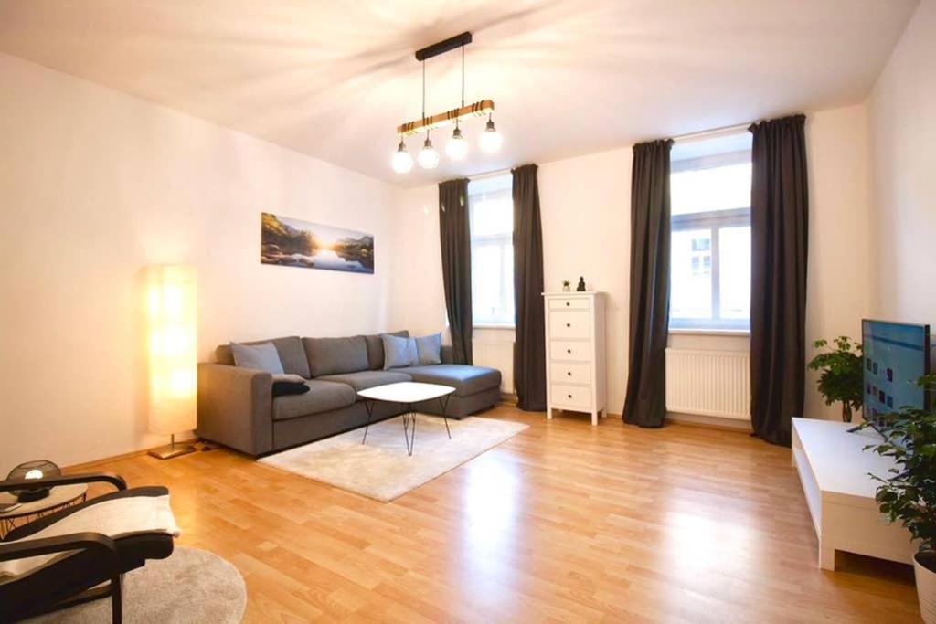 Cozy 2 Room Apartment - Enjoy Viennas Summer Vibes Exterior photo